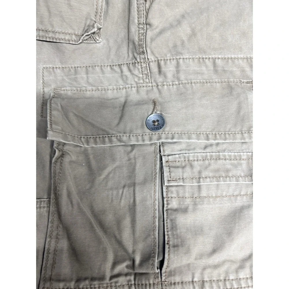 Levi's Men's Beige Cotton Canvas Cargo Shorts Zip Closure Cargo Pockets s 30